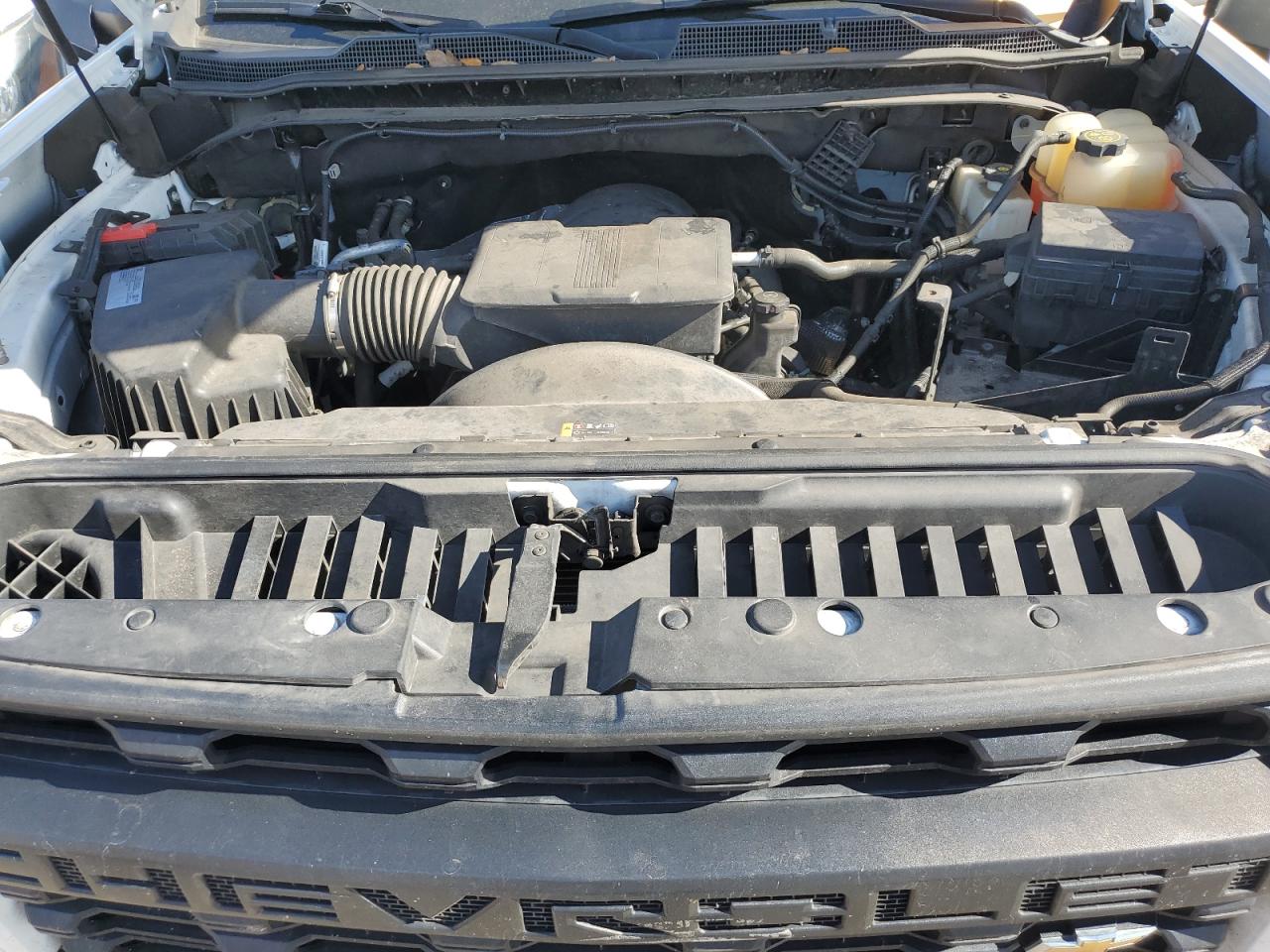 2021 Chevrolet Silverado - Image 11