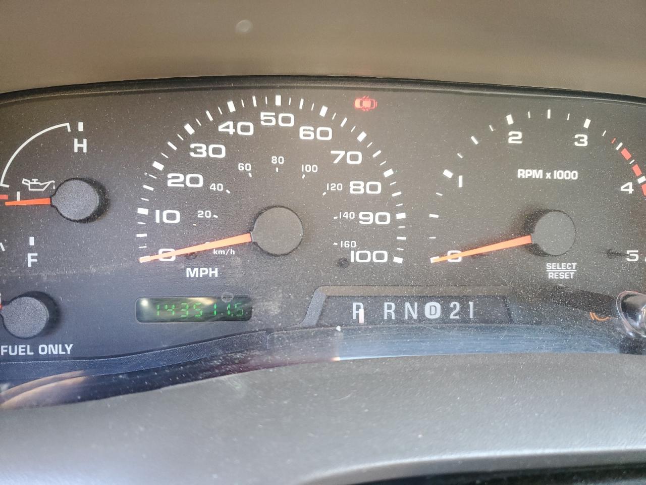 2002 Ford F350 - Image 9