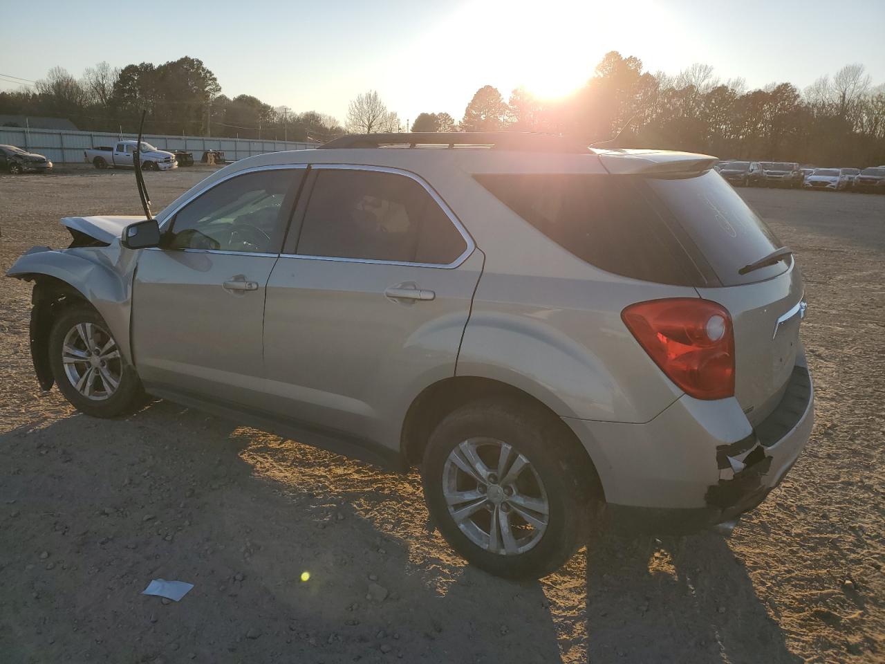 2012 Chevrolet Equinox - Image 2