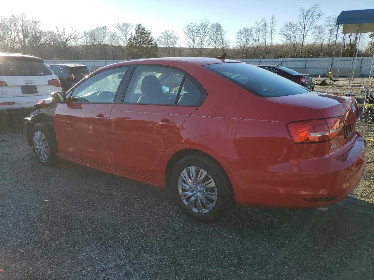 2015 Volkswagen Jetta - Image 2