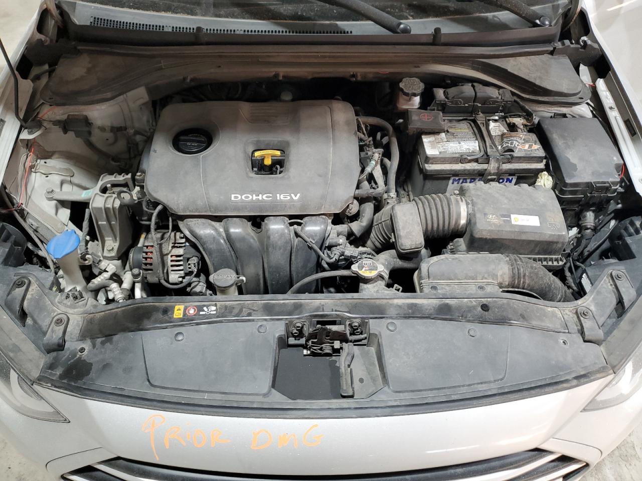 2017 Hyundai Elantra - Image 11