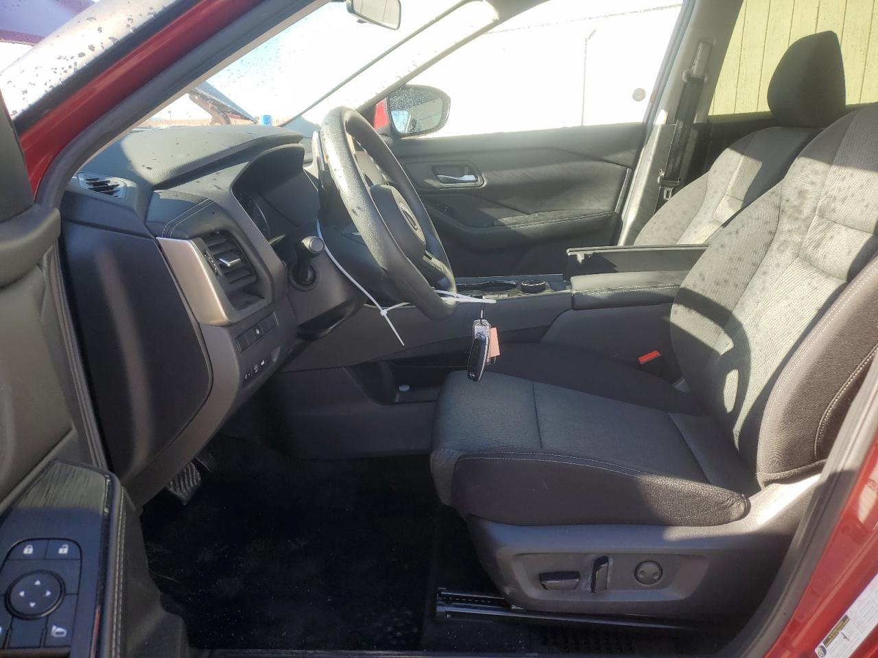 2024 Nissan Rogue - Image 7