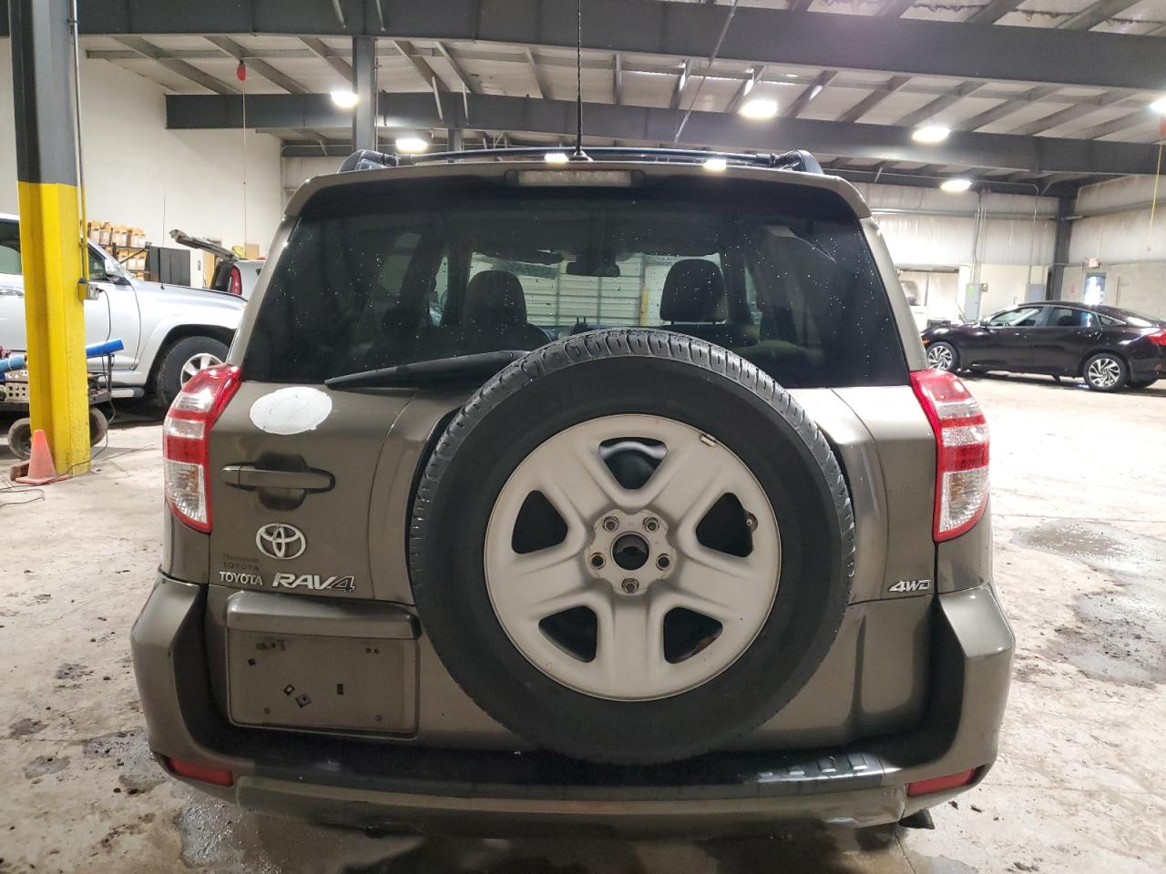 2010 Toyota RAV 4 - Image 6