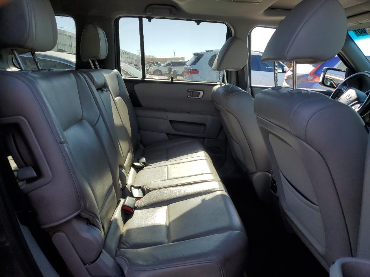 2014 Honda Pilot - Image 11