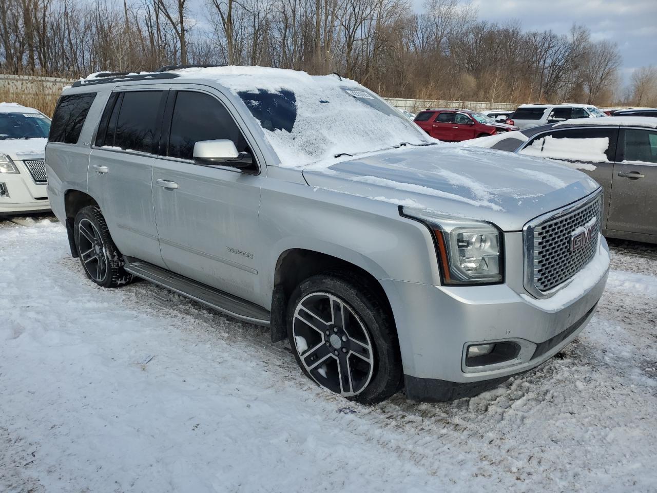 2015 GMC Yukon - Image 4