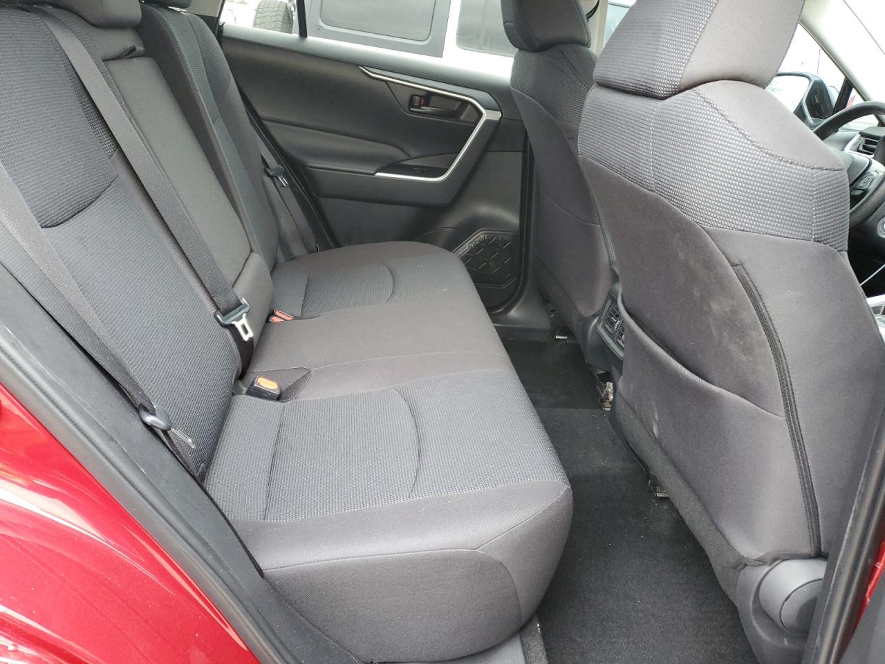 2022 Toyota RAV 4 - Image 10