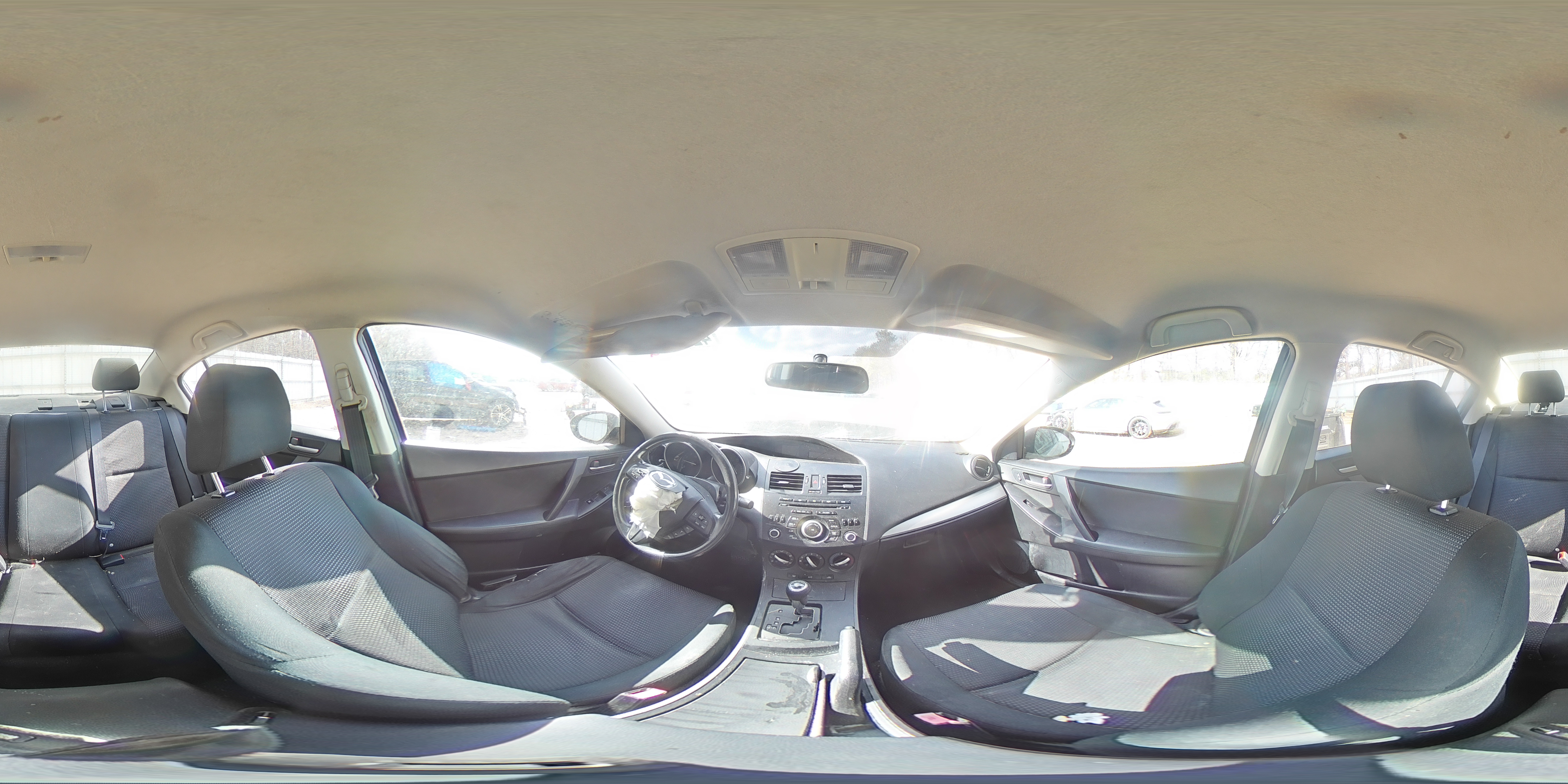 2013 Mazda 3 - Image 13