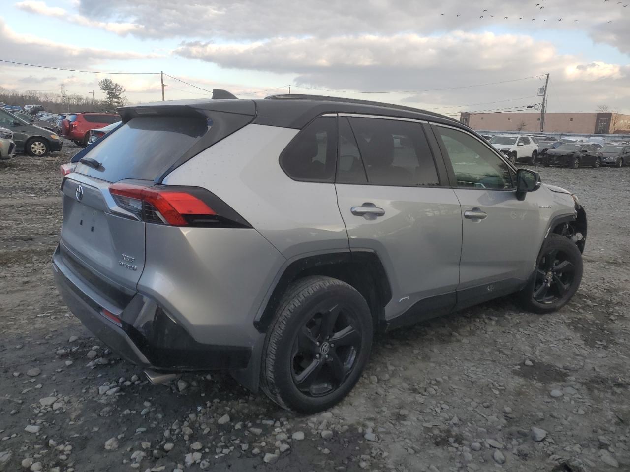 2020 Toyota RAV 4 - Image 3