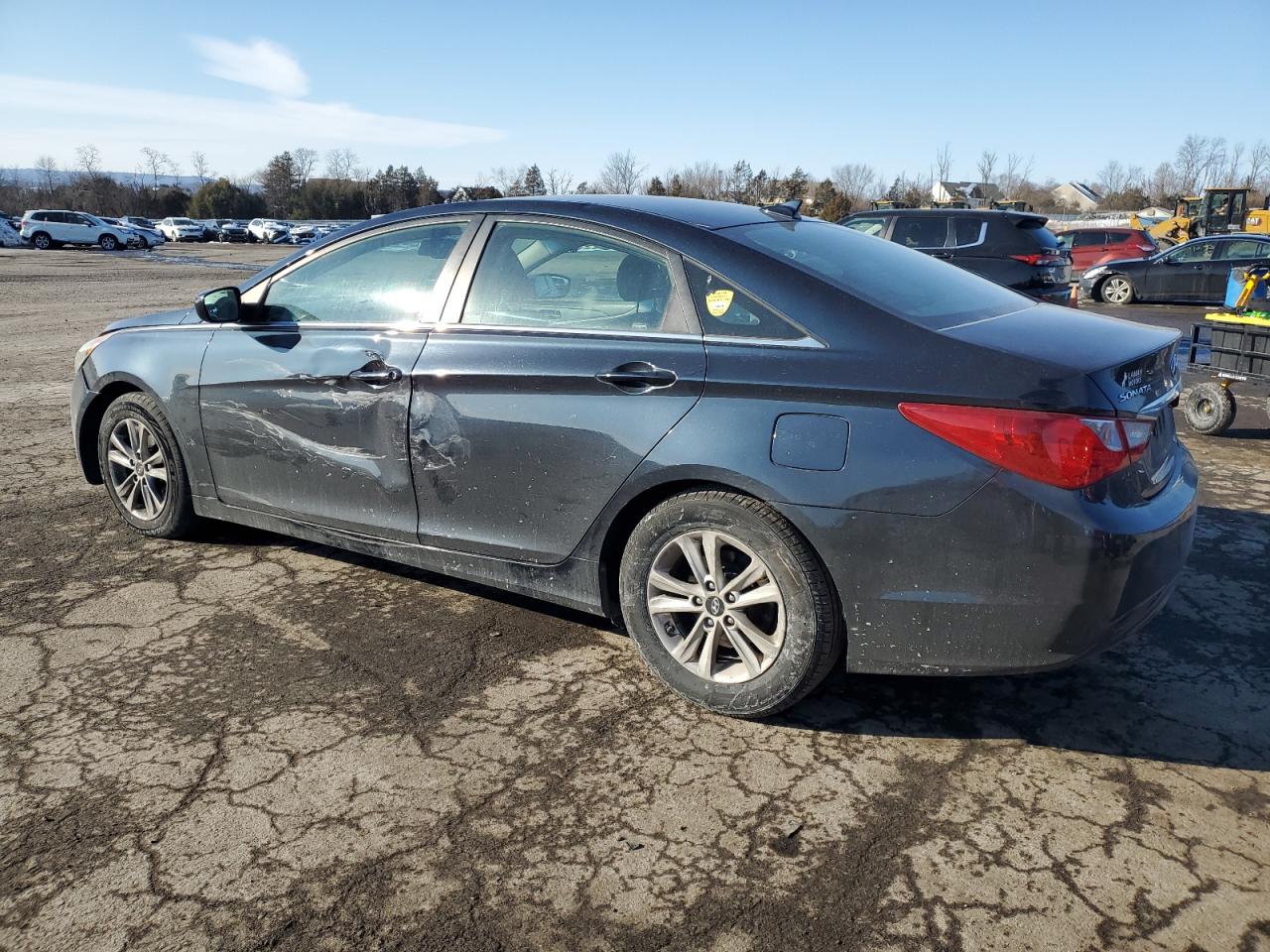 2013 Hyundai Sonata - Image 2