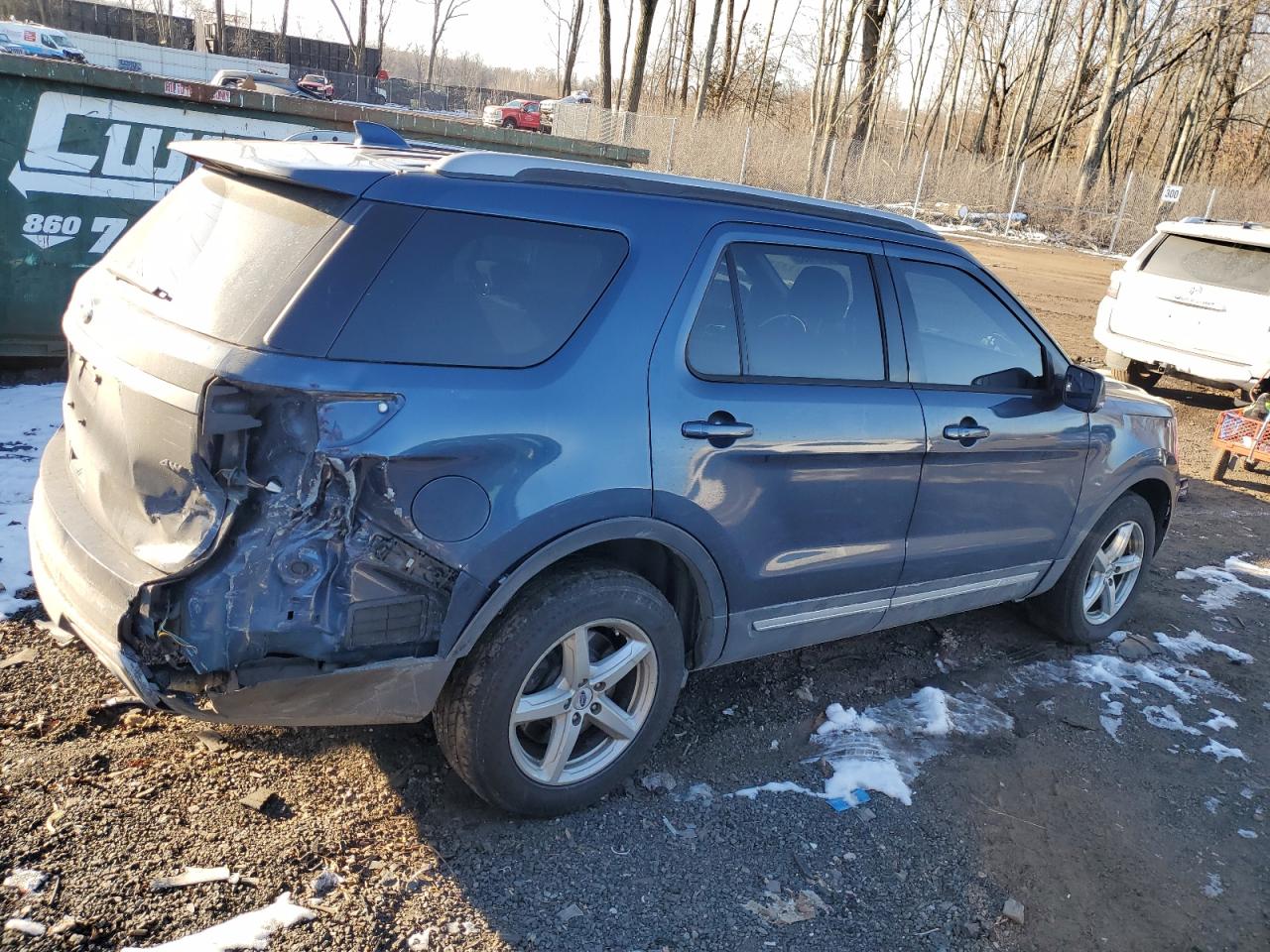 2016 Ford Explorer - Image 3