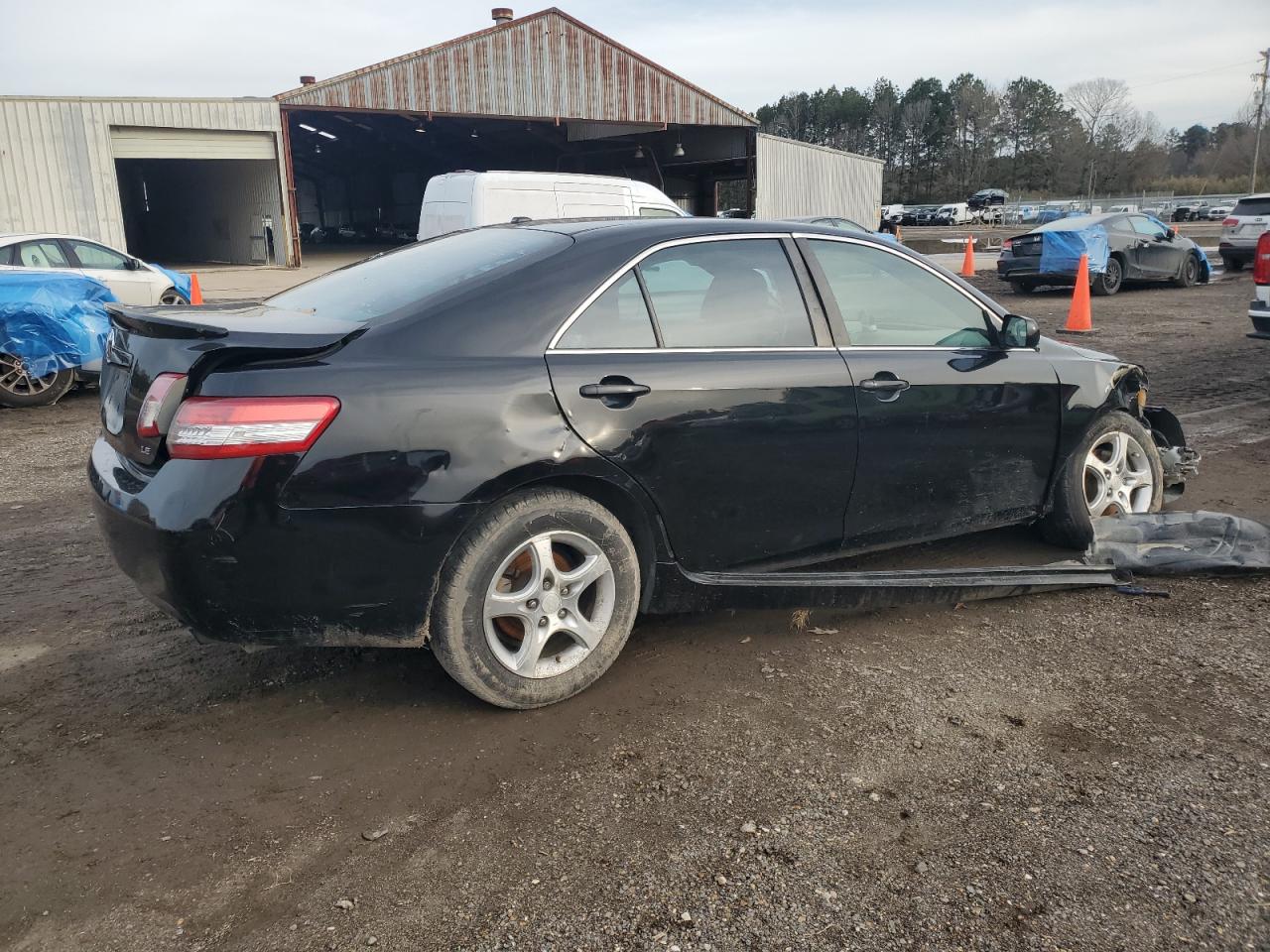 2010 Toyota Camry - Image 3