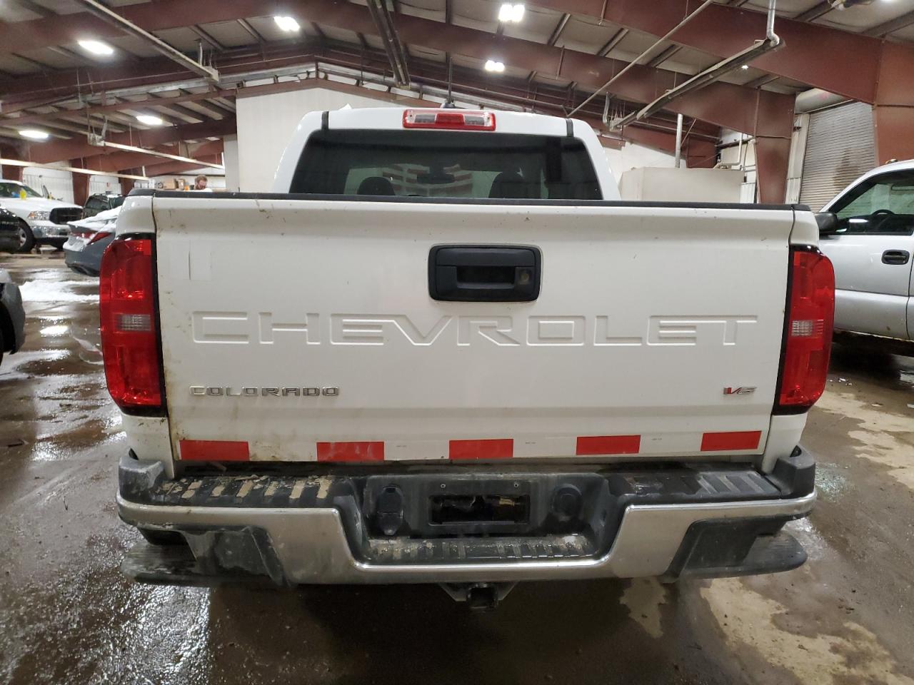 2022 Chevrolet Colorado - Image 6