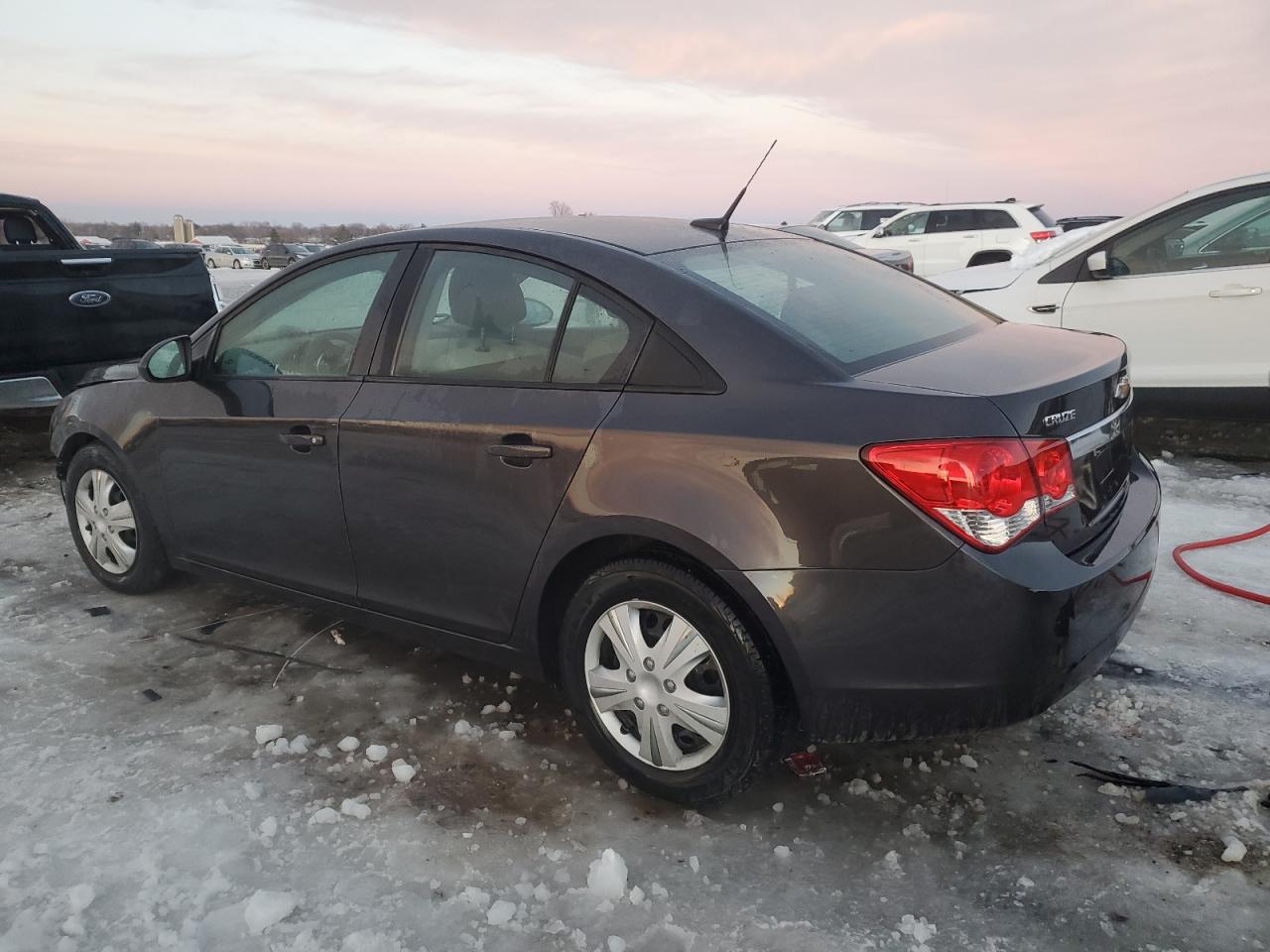2014 Chevrolet Cruze - Image 2