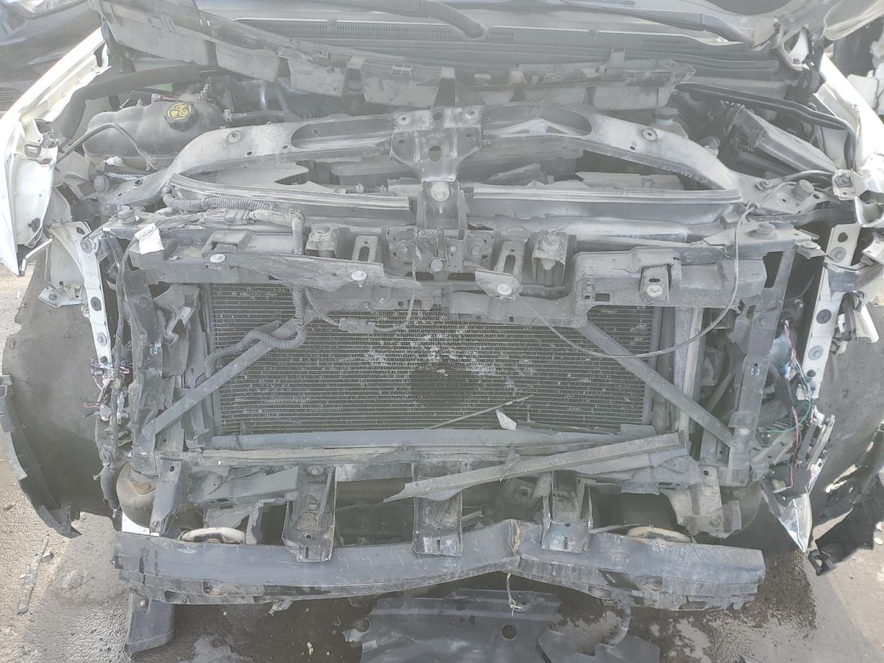 2015 Chevrolet Suburban - Image 12