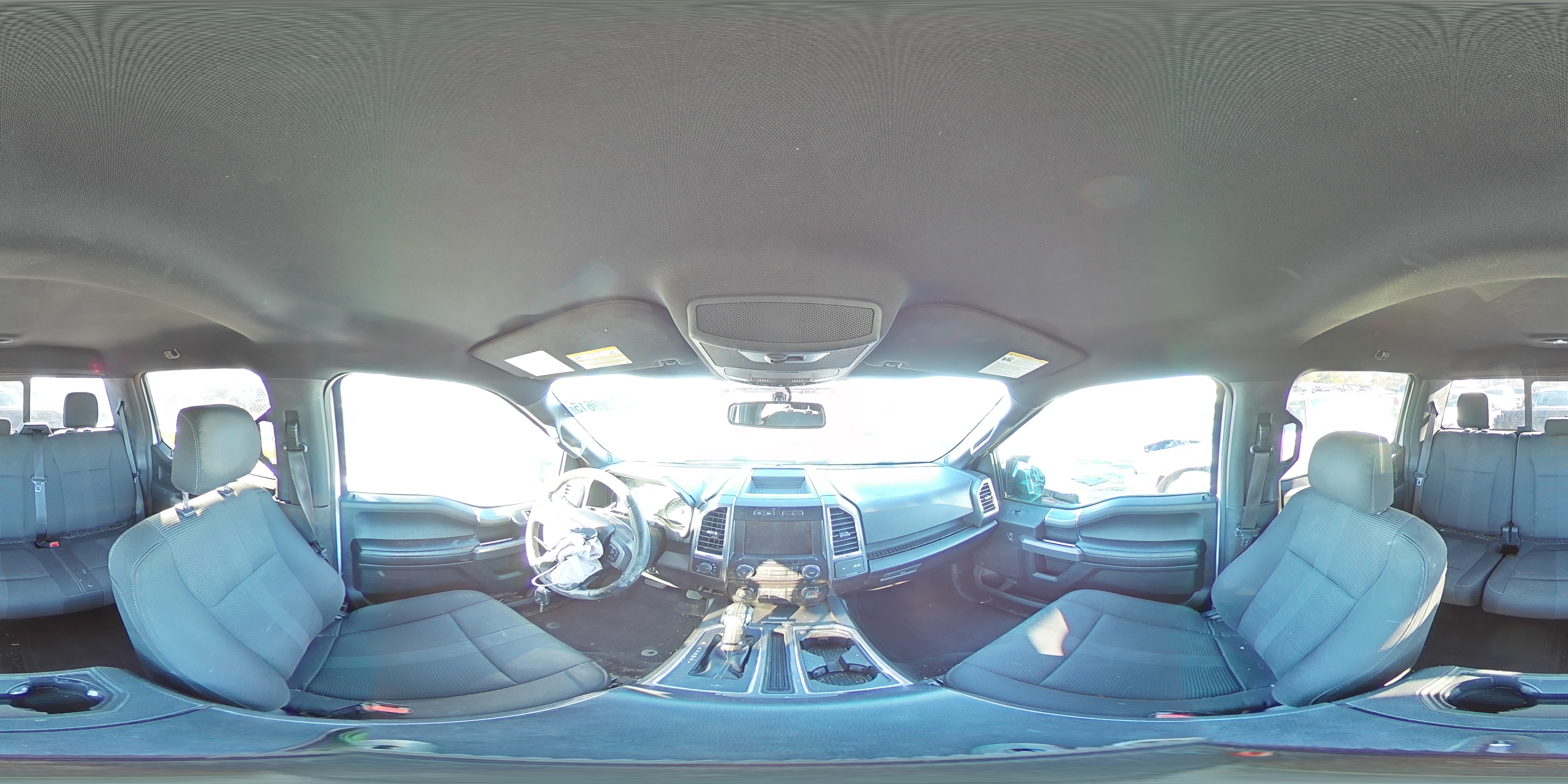 2015 Ford F-150 - Image 12