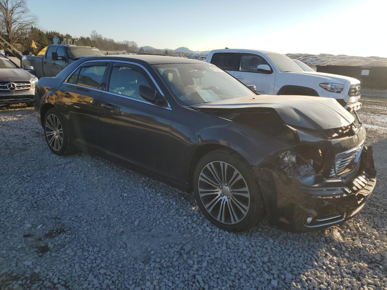 2013 Chrysler 300 - Image 4