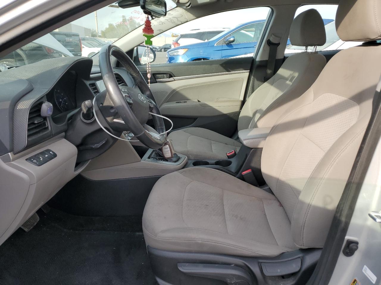 2020 Hyundai Elantra - Image 7