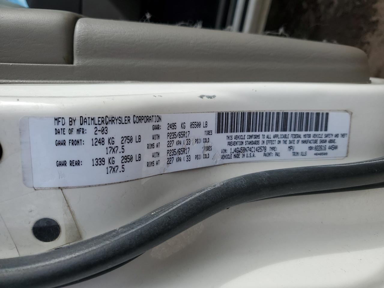 2004 Jeep Grand Cherokee - Image 15