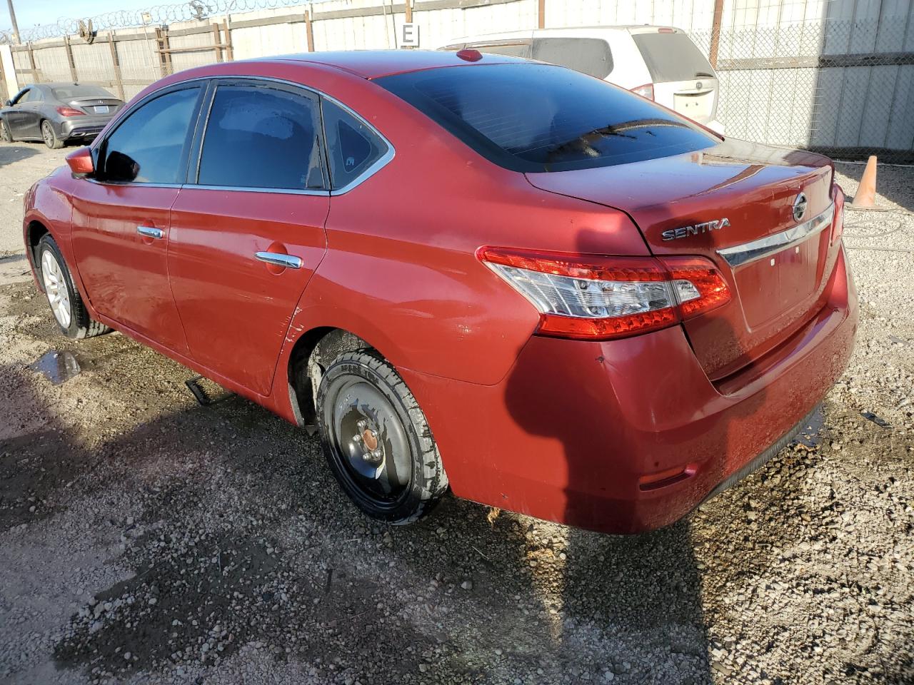 2015 Nissan Sentra - Image 2