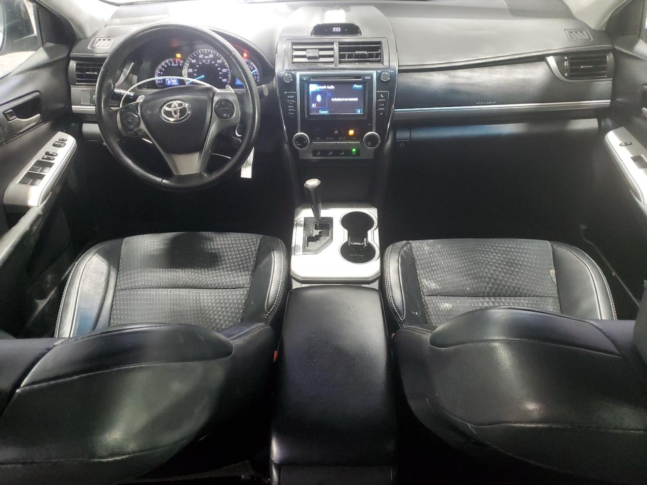 2012 Toyota Camry - Image 8