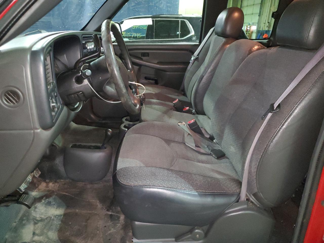 2005 Chevrolet Silverado - Image 7