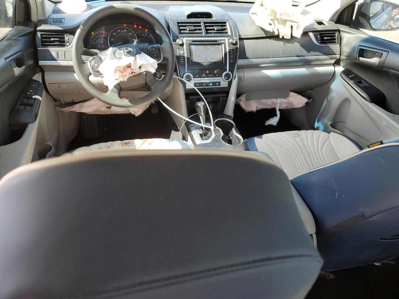 2014 Toyota Camry - Image 8