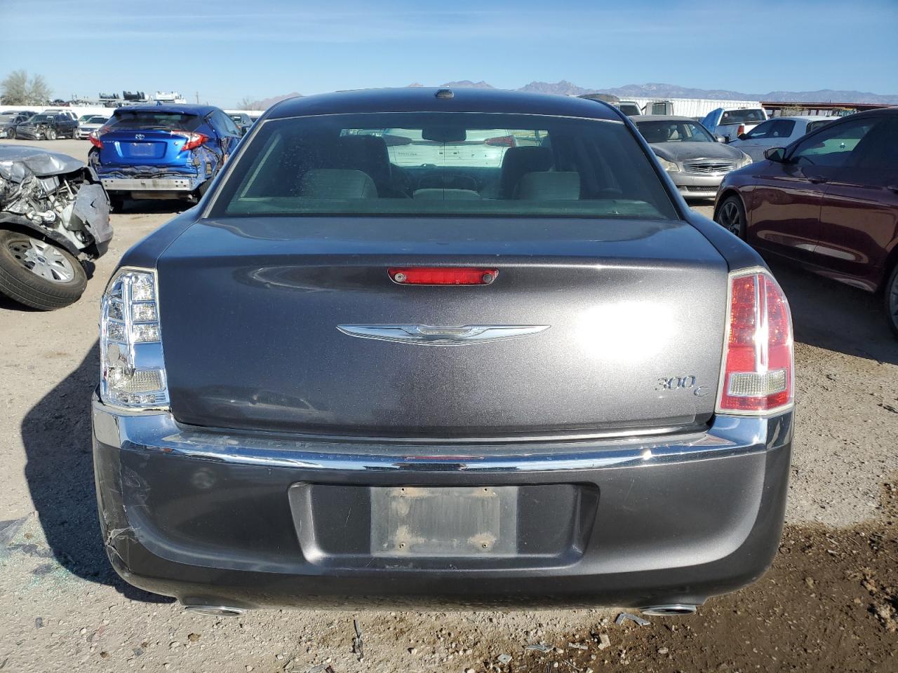 2013 Chrysler 300 - Image 6