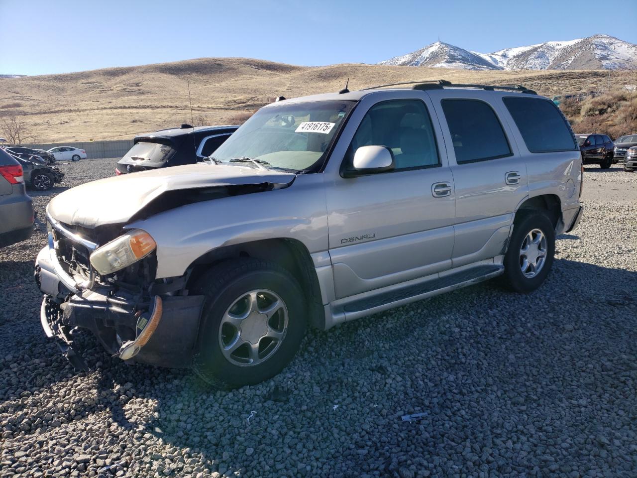 2005 GMC Yukon - Image 1