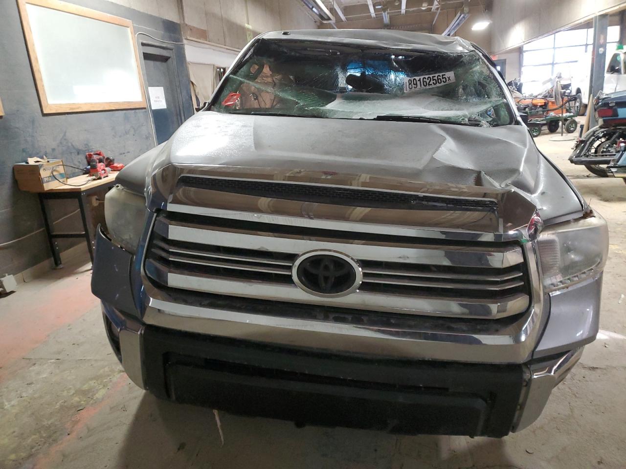 2017 Toyota Tundra - Image 5