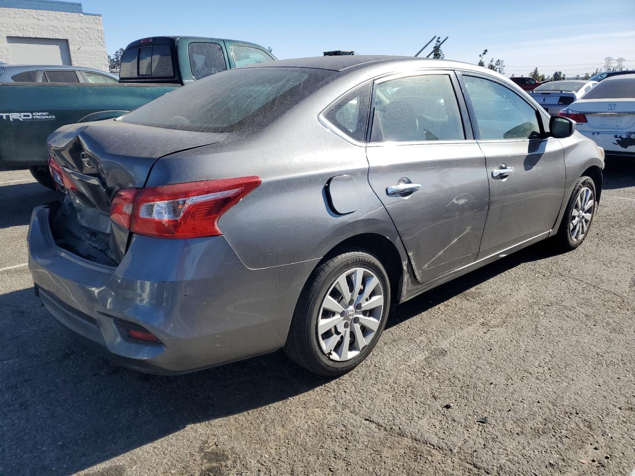 2018 Nissan Sentra - Image 3