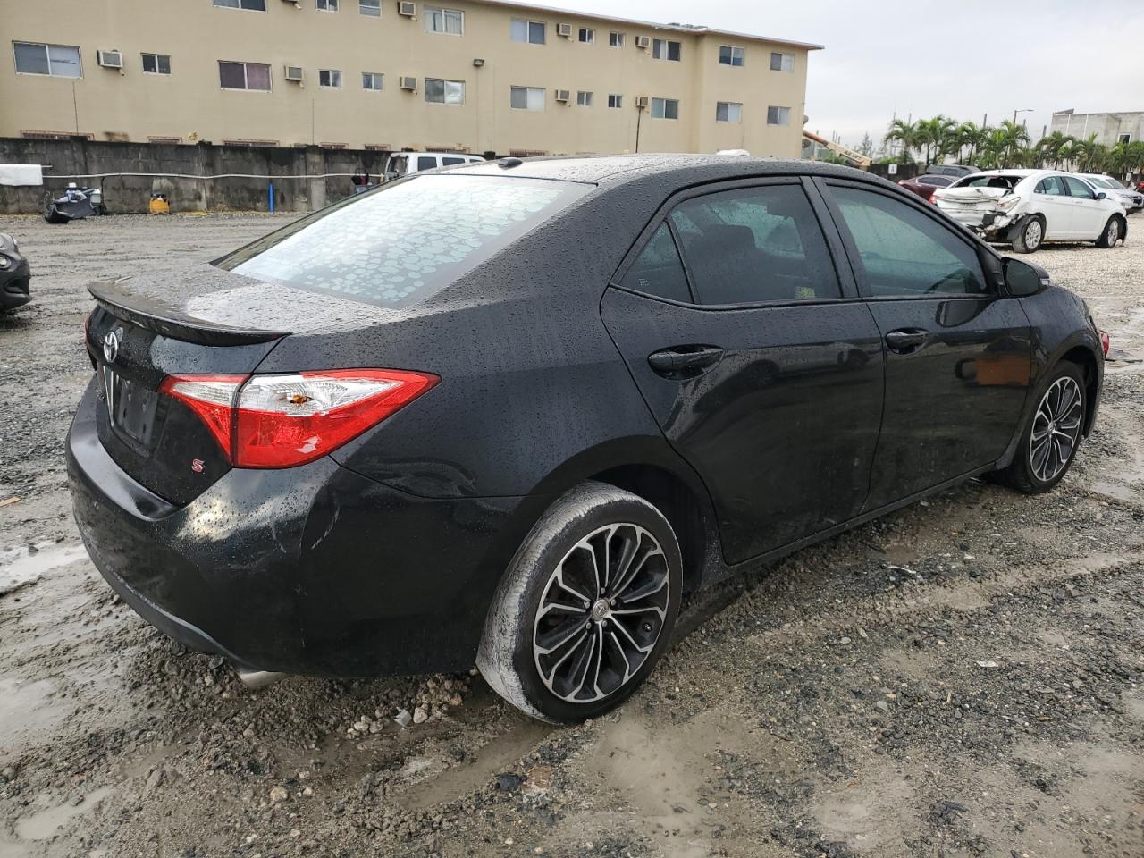 2015 Toyota Corolla - Image 3