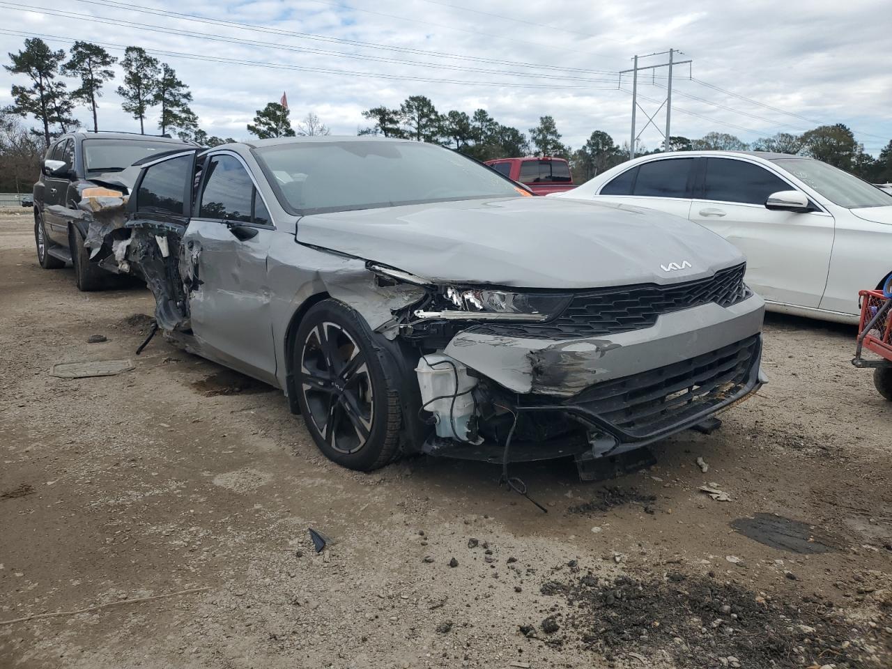 2022 Kia K5 - Image 4