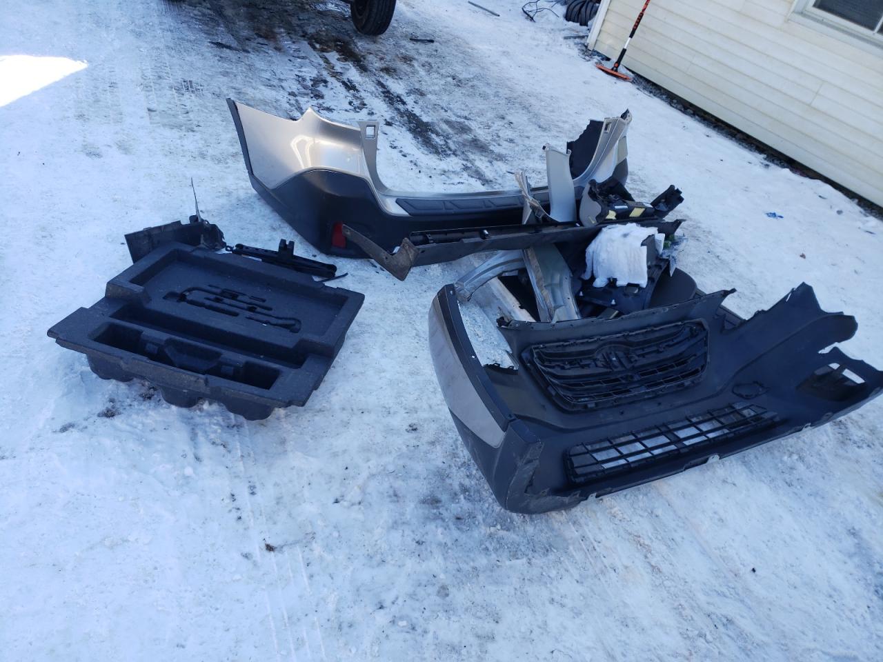 2020 Subaru Outback - Image 12