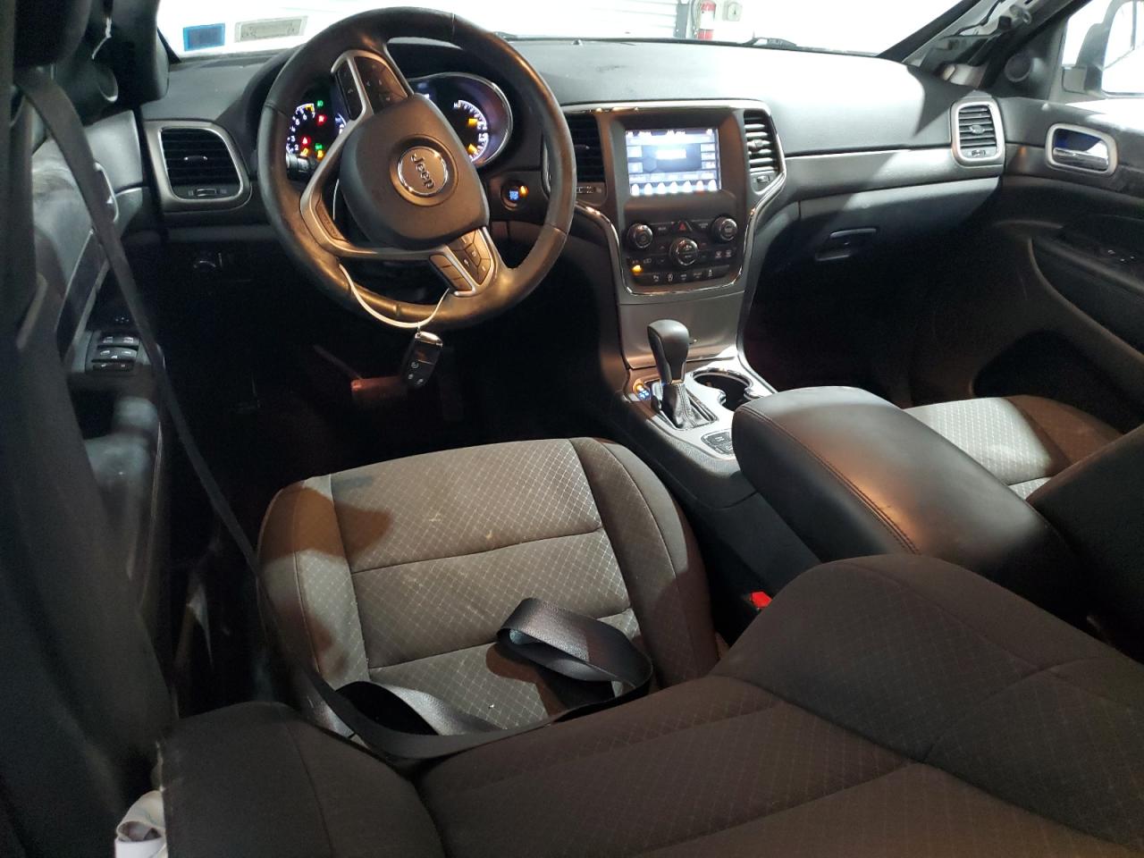 2018 Jeep Grand Cherokee - Image 8