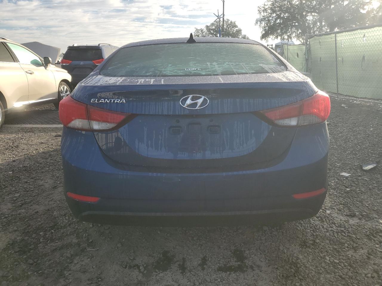 2016 Hyundai Elantra - Image 6
