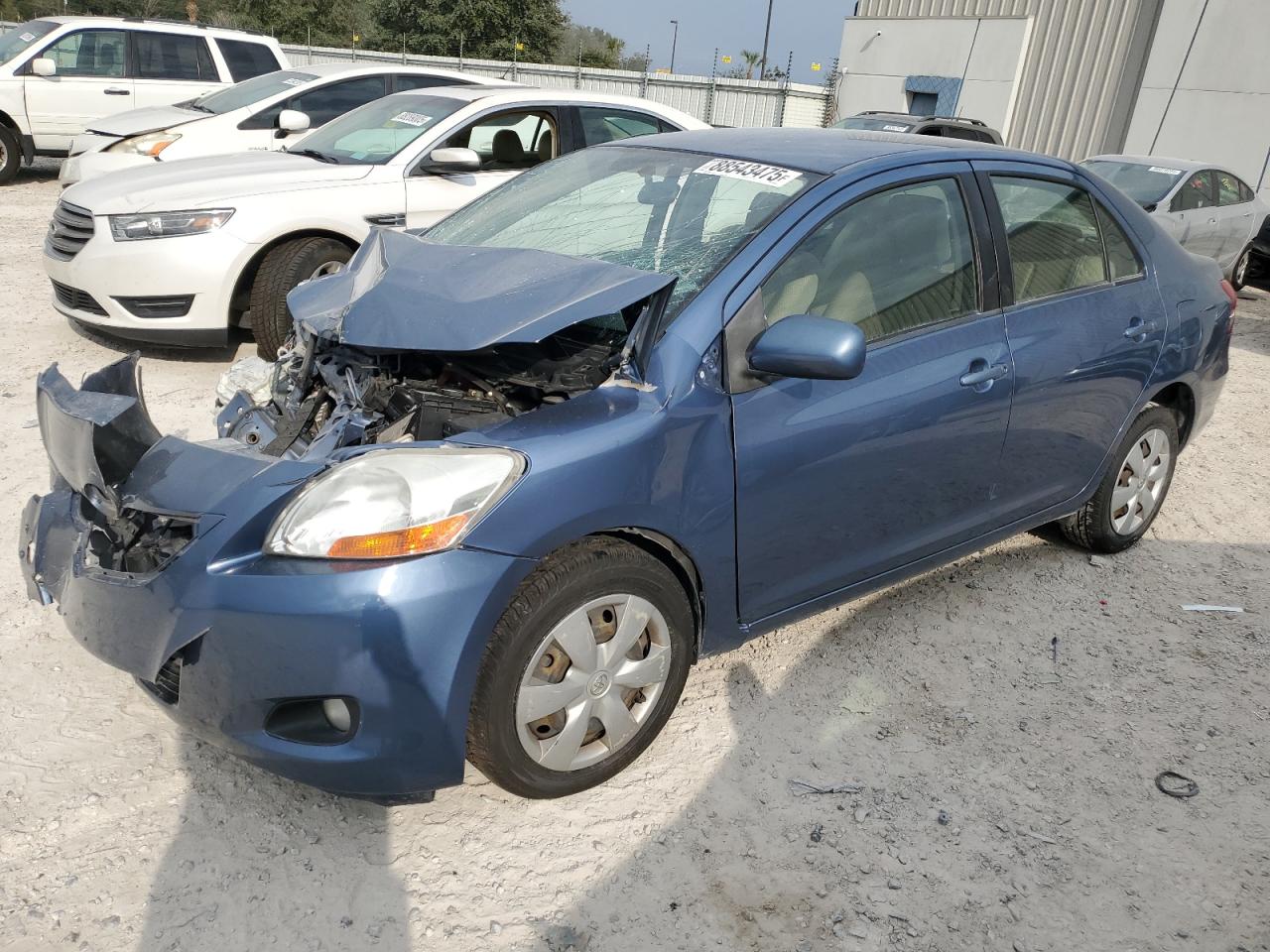 2007 Toyota Yaris - Image 1
