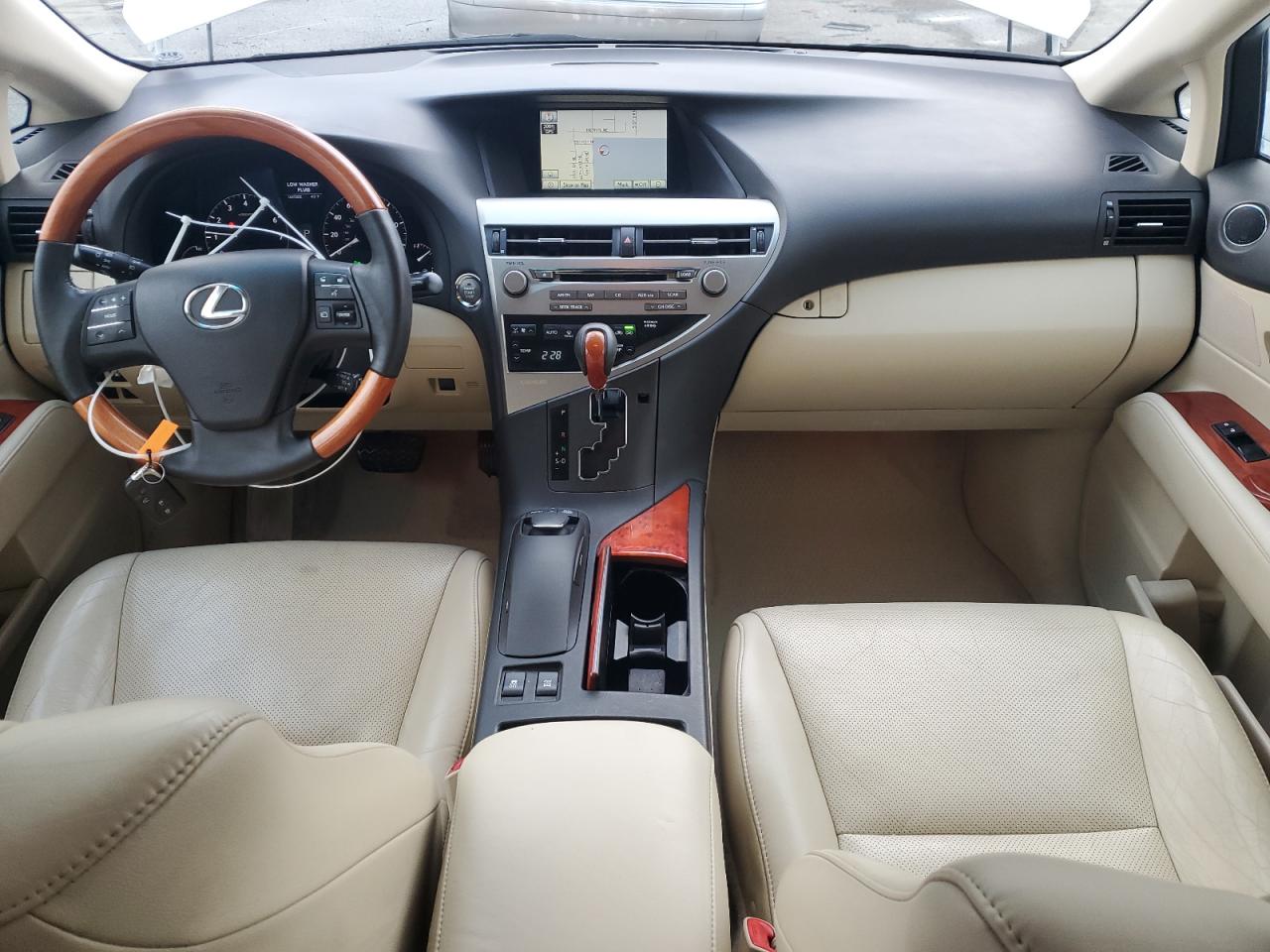 2010 Lexus RX - Image 8