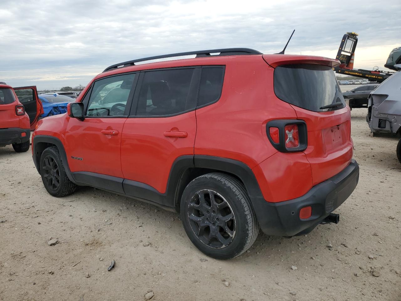 2015 Jeep Renegade - Image 2