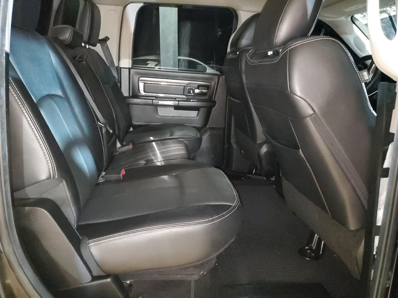 2017 RAM 1500 - Image 10