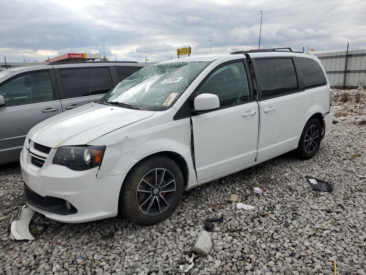 VIN 2C4RDGEG4KR565225 2019 DODGE CARAVAN no.1