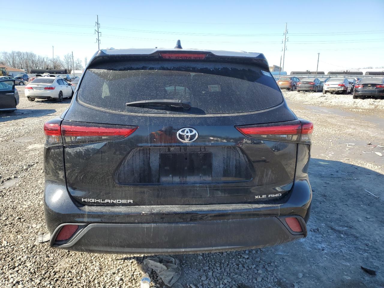 2022 Toyota Highlander - Image 6