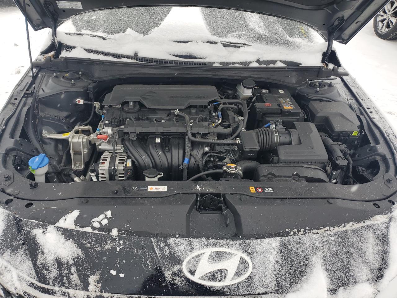 2024 Hyundai Elantra - Image 12