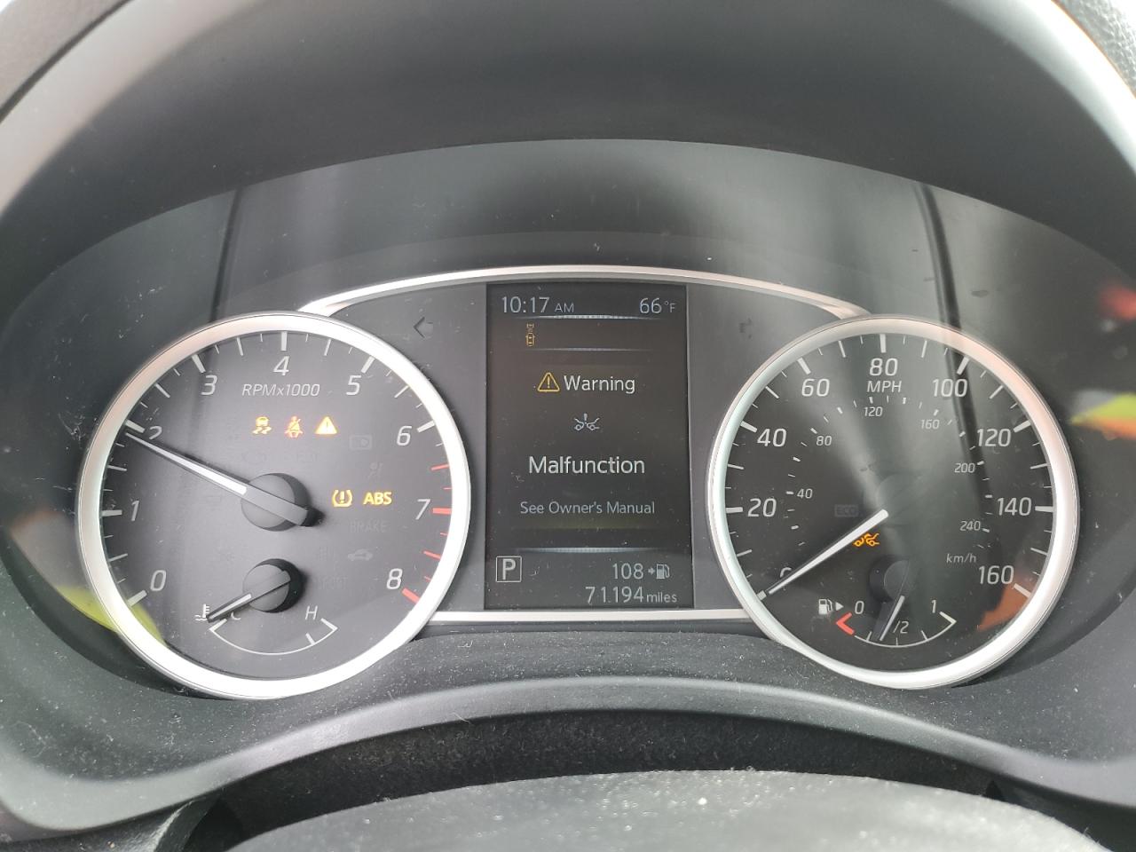 2018 Nissan Sentra - Image 9