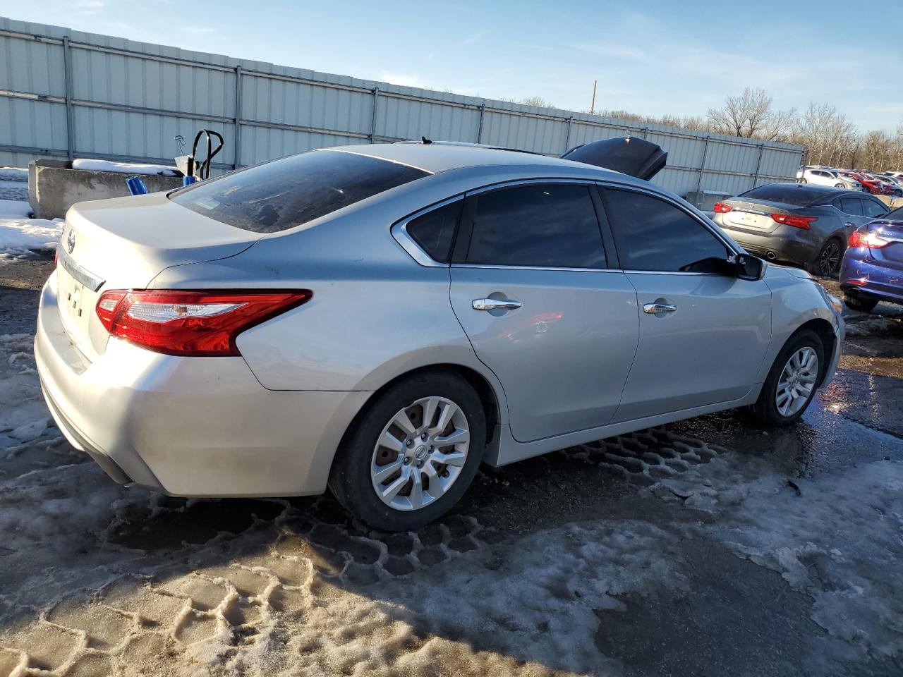 VIN 1N4AL3AP2HN357970 2017 NISSAN ALTIMA no.3