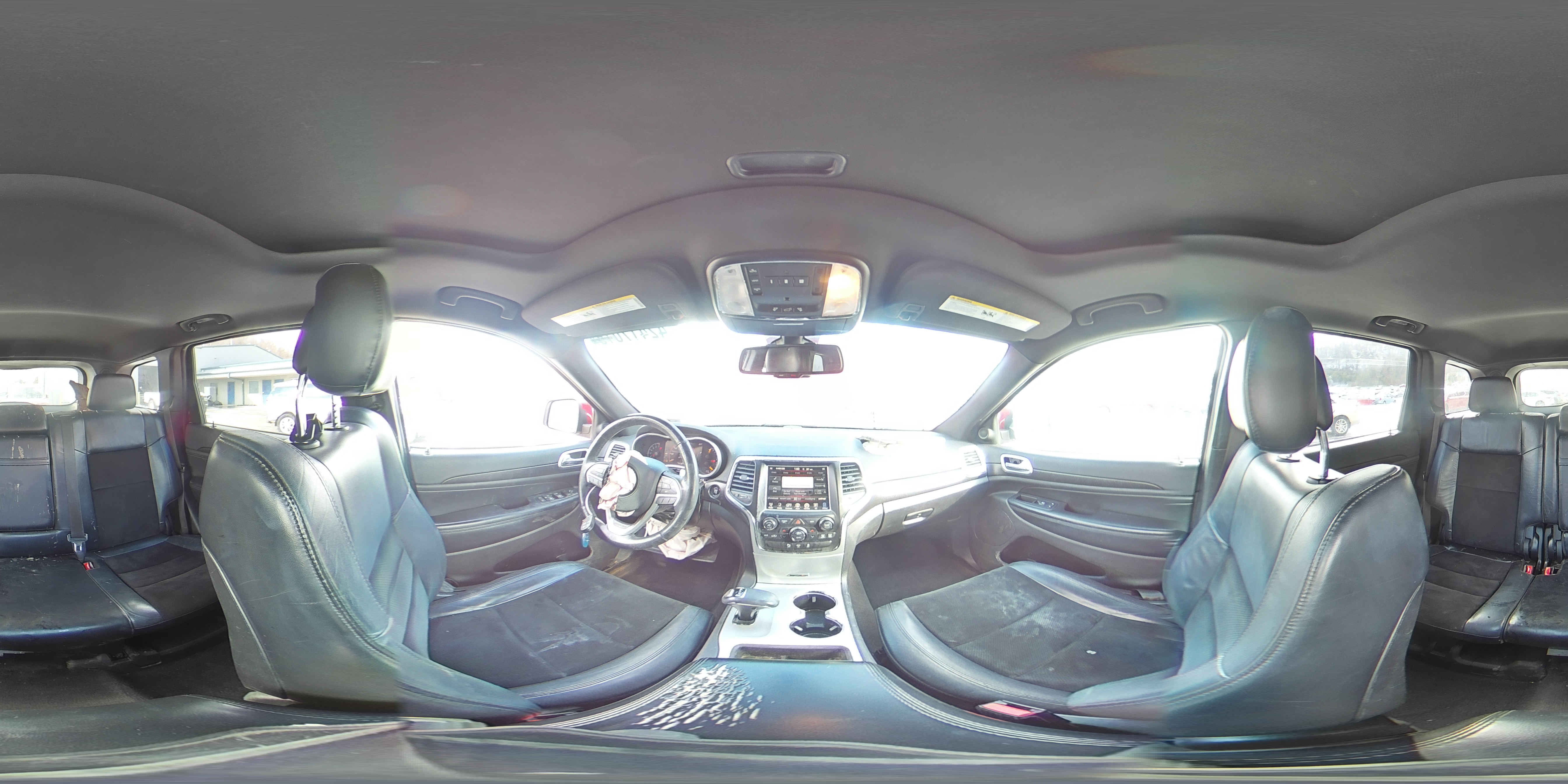 2015 Jeep Grand Cherokee - Image 13