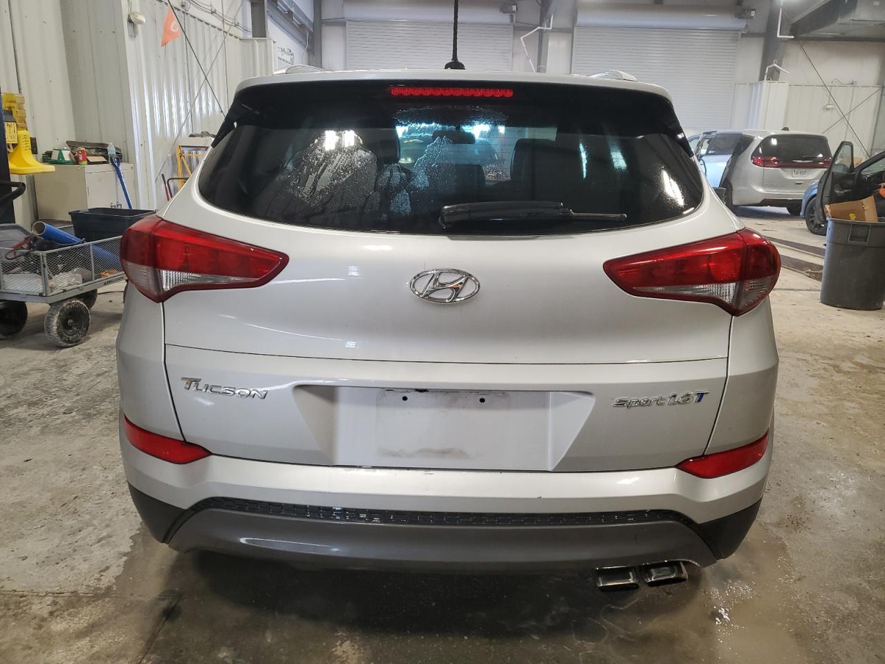 2016 Hyundai Tucson - Image 6
