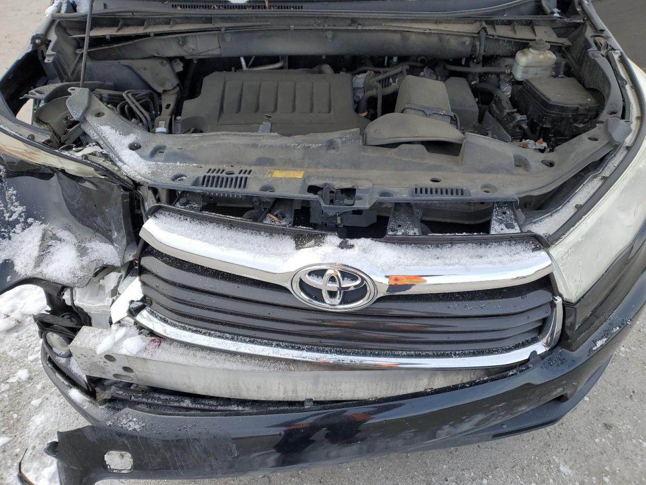 2014 Toyota Highlander - Image 12