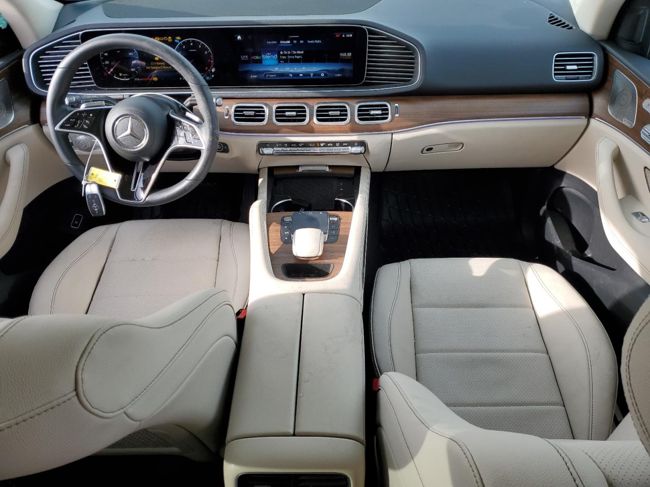 2024 Mercedes-Benz GLE - Image 8