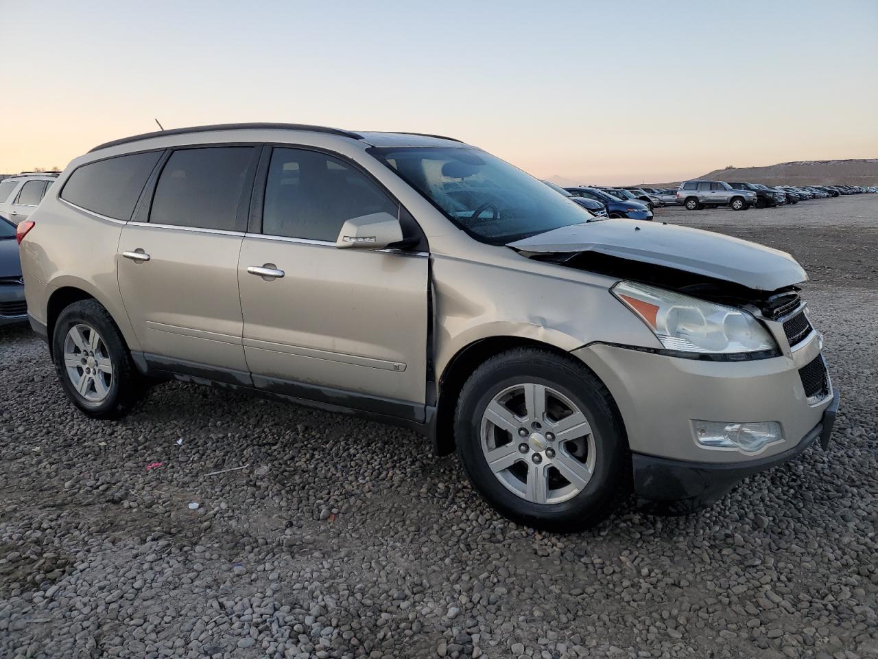 2010 Chevrolet Traverse - Image 4