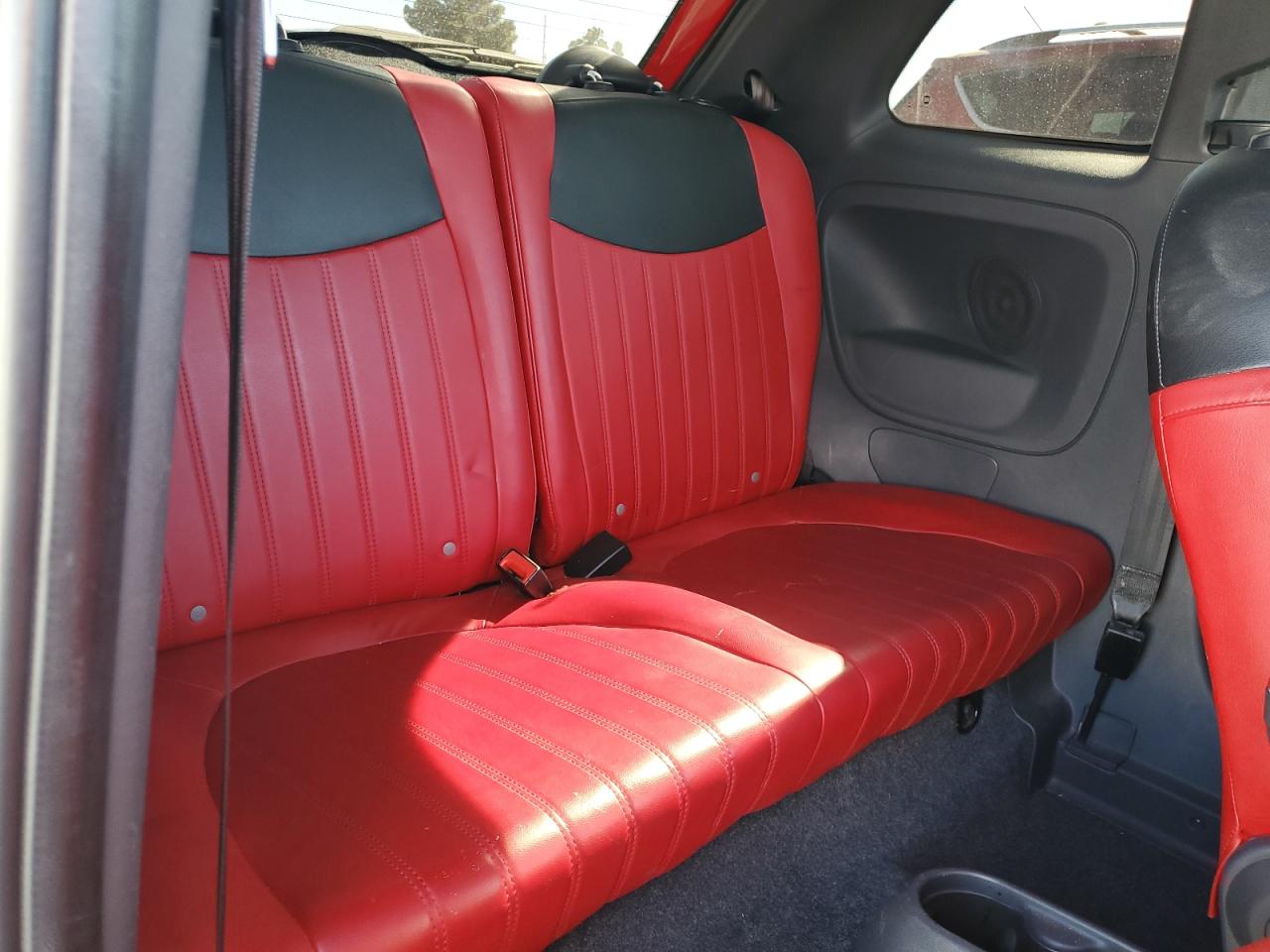 2015 Fiat 500 - Image 11